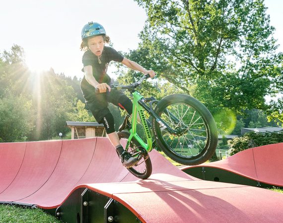 Le pump track : l'activité idéale pour les collectivités  